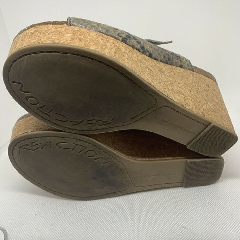 Kenneth Cole Python Print Platform 7.5 - Picture 8 of 9